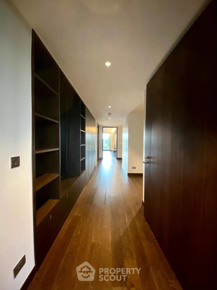 picture 3-Bedroom Condo At Supreme Legend Condominium Near MRT Khlong Toei (ID 3125354) - 11/41