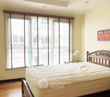 Condo 2-BR 102 Sqm, Avenue 61, 400m To BTS Thong Lor (ID 3048734)