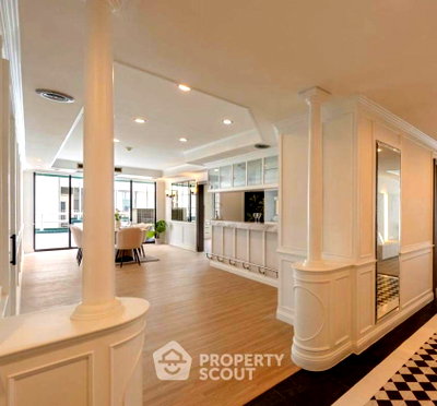 Condos for sale : 3-BR 240 Sqm, 34th-Floor Condo At Las Colinas, 100m to BTS Asoke (ID 3121149)
