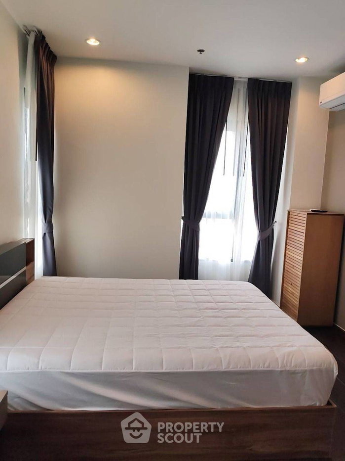 picture 2-BR Condo For Rent At C Ekkamai, 9th Floor Near ARL Ramkhamhaeng (ID 3118212) - 9/15