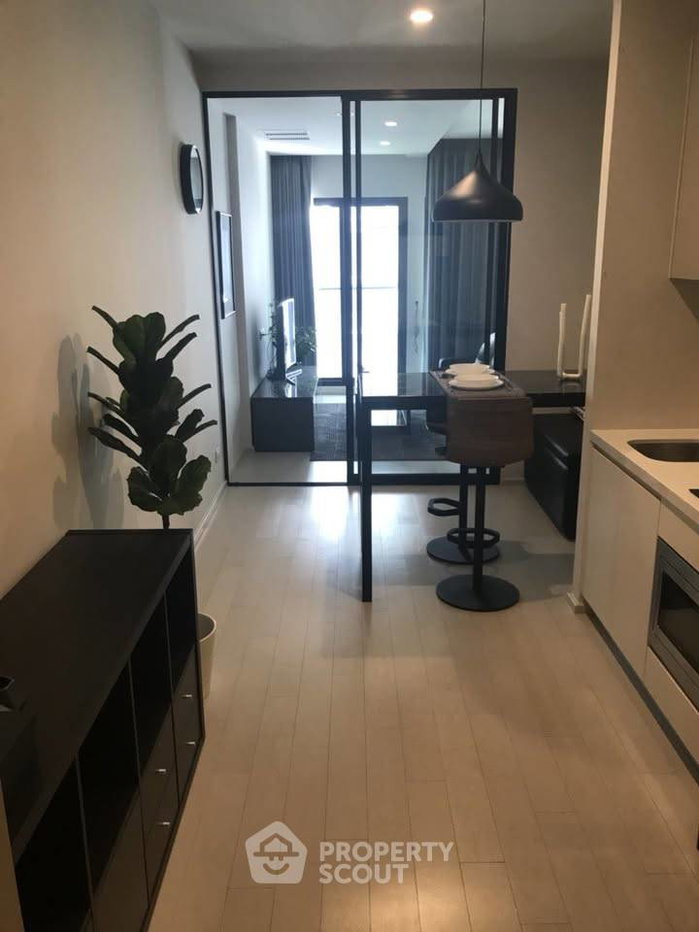 picture 1-BR Condo At Noble Ploenchit, 14th-Floor Near BTS Phloen Chit 📍 (ID 3118037) - 4/9