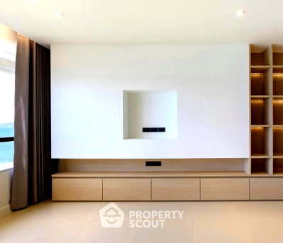 Condos for sale : 2-BR 151 Sqm High-Floor Condo At Jomtien Plaza Condotel (23rd Floor) (ID 3115055)