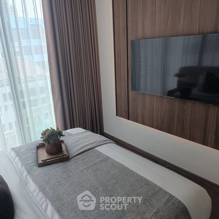 รูป 2 ห้องนอน 96 ตร.ม. ชั้น 11 คอนโด ROMM CONVENT ใกล้ BTS ศาลาแดง 400 ม. (ID 3124797) - รูปที่ 6/15