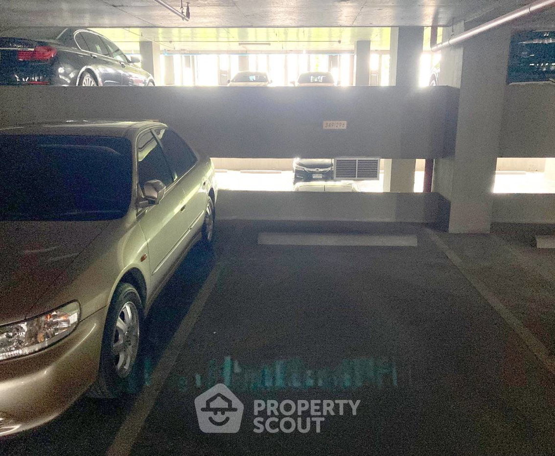 picture High-Floor 2-BR 65 Sqm Supalai Veranda Rama 9 Condo (ID 2792577) - 13/22