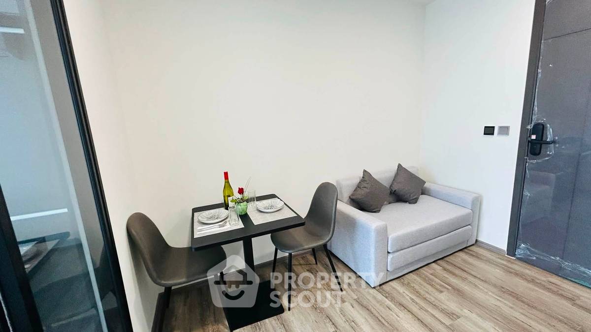 picture 1-BR Condo In Modiz Vault Kaset Sripatum, 10th-Floor • BTS Kasetsart University (ID 3122463) - 6/38