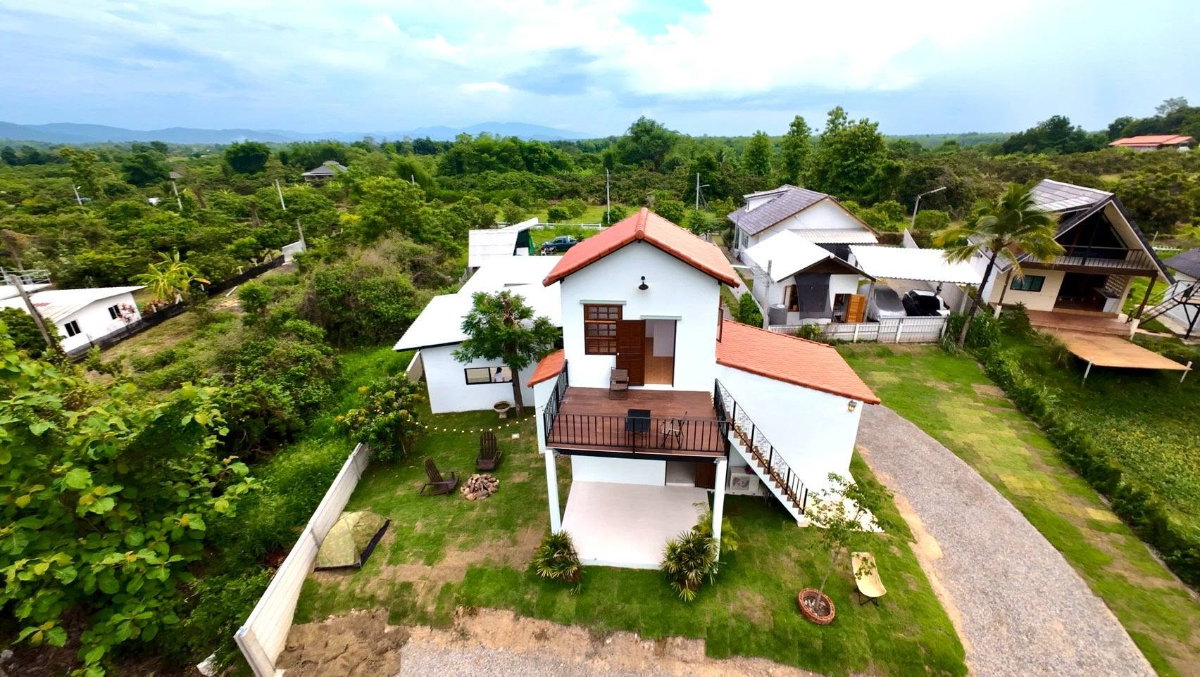 รูป บ้านใหม่ 2 ชั้น ดีไซน์ลงตัว วิวภูเขา 180 องศ บนทำเลบ้านหัวฝาย ต.บ้านกาด อ.แม่วาง จ.เชียงใหม่ T. 063-6649056 - รูปที่ 14/27
