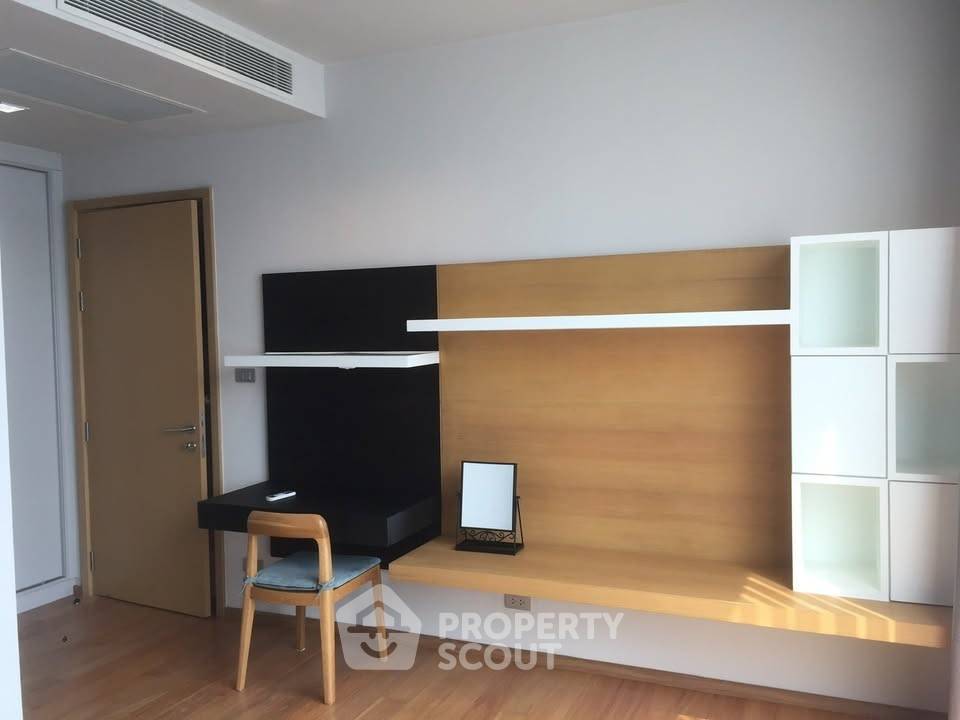 รูป ไฮ-ฟลอร์ 2 ห้องนอน 74 ตร.ม. ที่ ไฮด์ สุขุมวิท 13 ใกล้ BTS นานา 200 ม. (ID 3115300) - รูปที่ 2/8