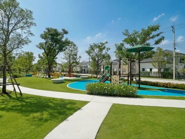 รูป ขายบ้านเดี่ยว เซนโทร ทวีวัฒนา เนื้อที่ 102.8 ตร.ว. พื้นที่ใช้สอย 320 ตร.ม. 4 นอน 5 น้ำ จอดรถ 4 คัน หลังใหญ่ ใกล้บรมราชชนนี เพชรเกษม กาญจนาภิเษก - รูปที่ 65/88