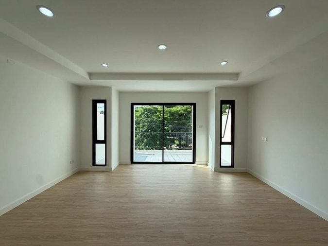 4-bed townhouse for sale, 180 sqm, 21.9 sq wah, Supalai Park Ville 2 Phaholyothin 48