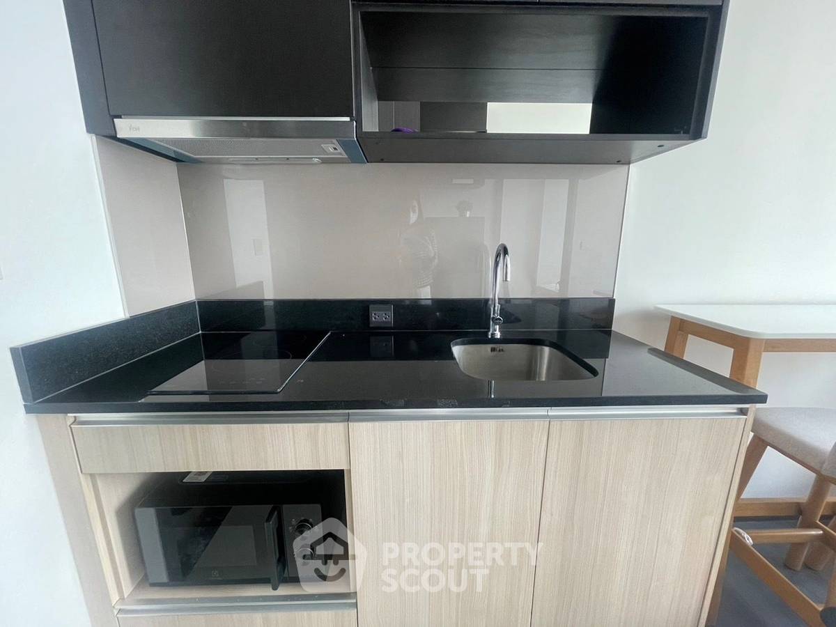 รูป คอนโด 1 ห้องนอน 31 ตร.ม. ชั้นสูง ที่ The Edge Sukhumvit 23 ใกล้ MRT สุขุมวิท 200 ม. (ID 2738330) - รูปที่ 2/9