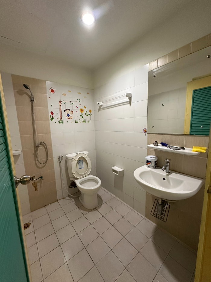 รูป บ้านเช่าราคาถูก ติดทางด่วนใกล้รถไฟฟ้า - รูปที่ 6/11