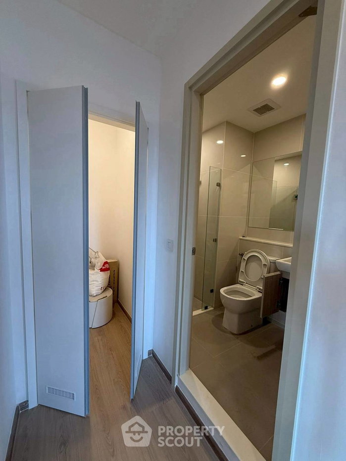 picture High-Floor 2-BR 65 Sqm At Life Asoke–Rama 9, 300m To MRT Phra Ram 9 (ID 2368927) - 9/13