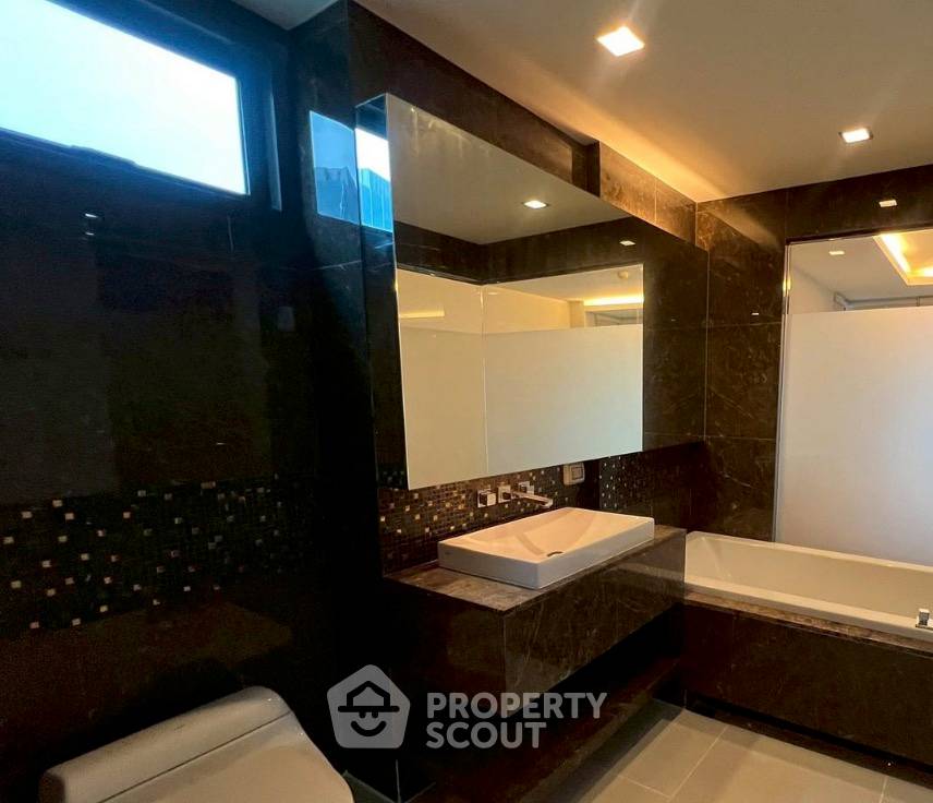 รูป คอนโด 2 ห้องนอน ขนาด 97 ตร.ม. ที่ The Address สุขุมวิท 61 ใกล้ BTS เอกมัย 400 ม. (ID 3110712) - รูปที่ 3/4