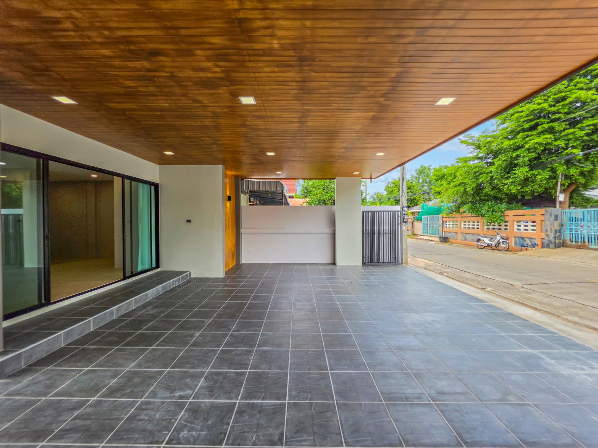 รูป ขายบ้านแฝดรีโนเวทใหม่ ใกล้โรงพยาบาลขอนแก่น ศรีจันทร์ 39 - รูปที่ 3/14