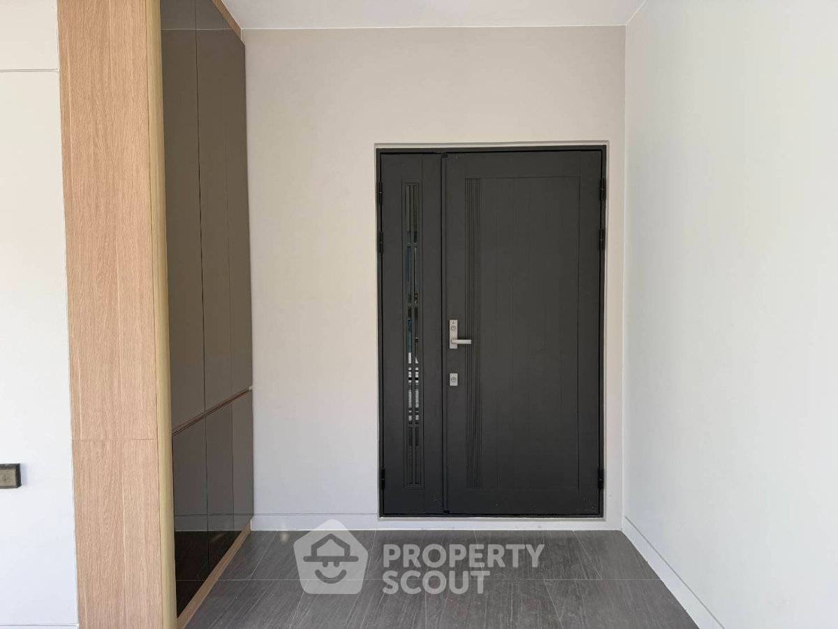 picture 4-Bed House For Rent, AVIAN Bangna Km.5, Bang Kaeo (ID 3120747) - 16/20