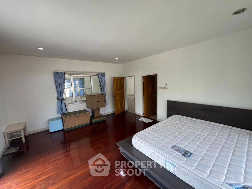 รูป บ้าน 5 ห้องนอน ให้เช่า หมู่บ้าน Magmai Village Ramindra 103/3 แขวงคันนายาว (ID 2676850) - รูปที่ 29/38