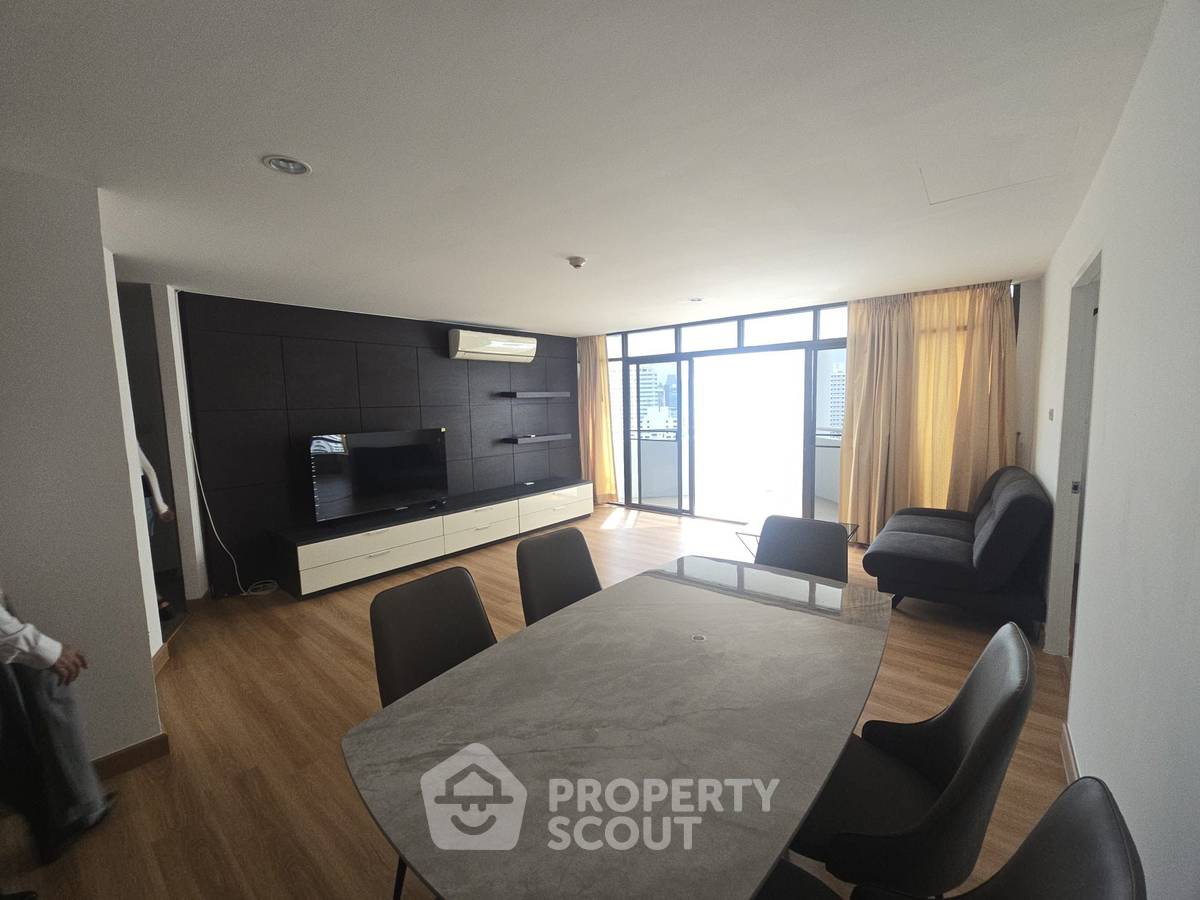 รูป คอนโด 2 ห้องนอน The Waterford Park สุขุมวิท 53 ใกล้ BTS ทองหล่อ (ID 3115862) - รูปที่ 2/13