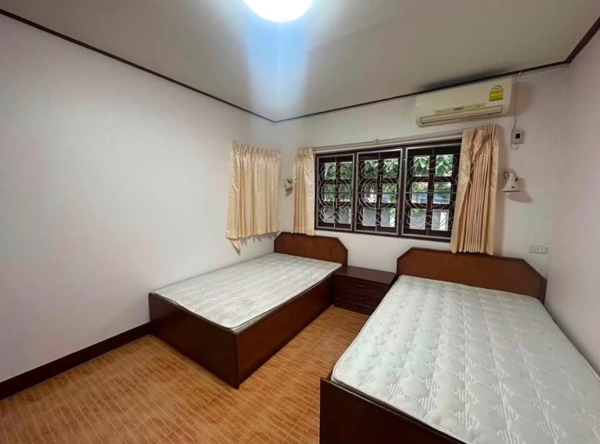 รูป 🏡 ให้เช่าบ้านเดี่ยว 1 ชั้น รีโนเวทใหม่ พร้อมเฟอร์นิเจอร์ เดินทางสะดวกทำเลดีมาก ใกล้ 89 พลาซ่า , โรงเรียนนานาชาติ , 7-11 , Lotus's และ อื่นๆอีกมากมาย - รูปที่ 6/12
