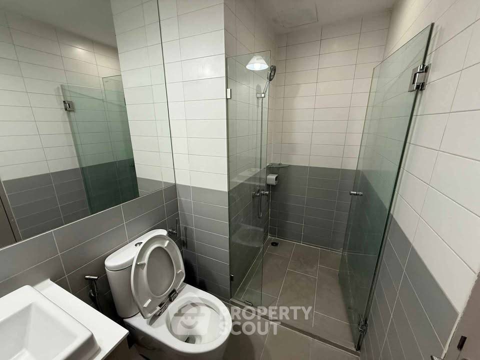 picture 1-BR Condo At Ideo Mobi Phayathai, 300m to BTS Phaya Thai (ID 3115226) - 14/14
