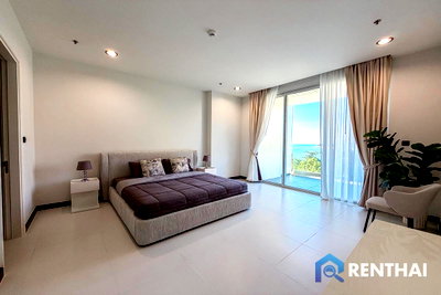 Condos for sale : Beachfront Luxury at The Cove Wongamat