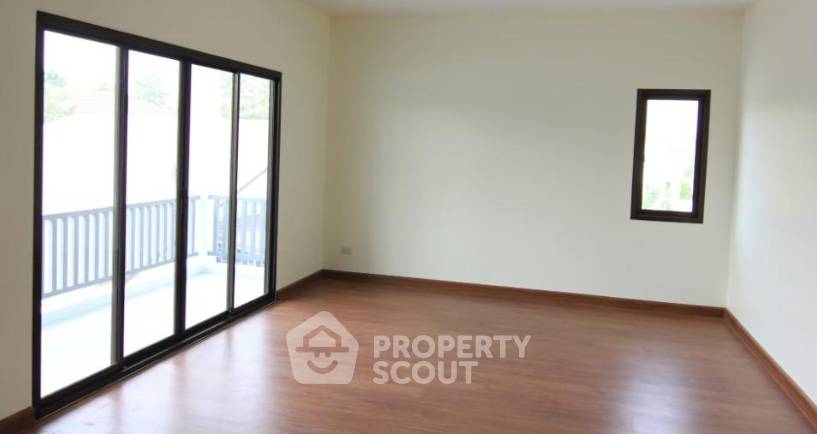 รูป บ้าน 4 ห้องนอน พร้อมเลี้ยงสัตว์ได้ ขายใกล้ศาลาธรรมสพน์ ทวีวัฒนา กรุงเทพ (ID 1464116) - รูปที่ 3/7