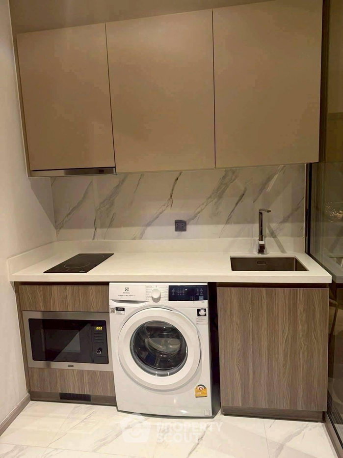 รูป คอนโด 1 ห้องนอน 35 ตร.ม. ชั้น 18 Rhythm Ekkamai Estate ใกล้ BTS ทองหล่อ (ID 3005627) - รูปที่ 4/7