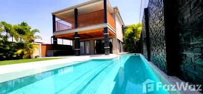 Houses for rent Chonburi : 4 Bedroom Villa for rent in Pong, Chon Buri  6616079