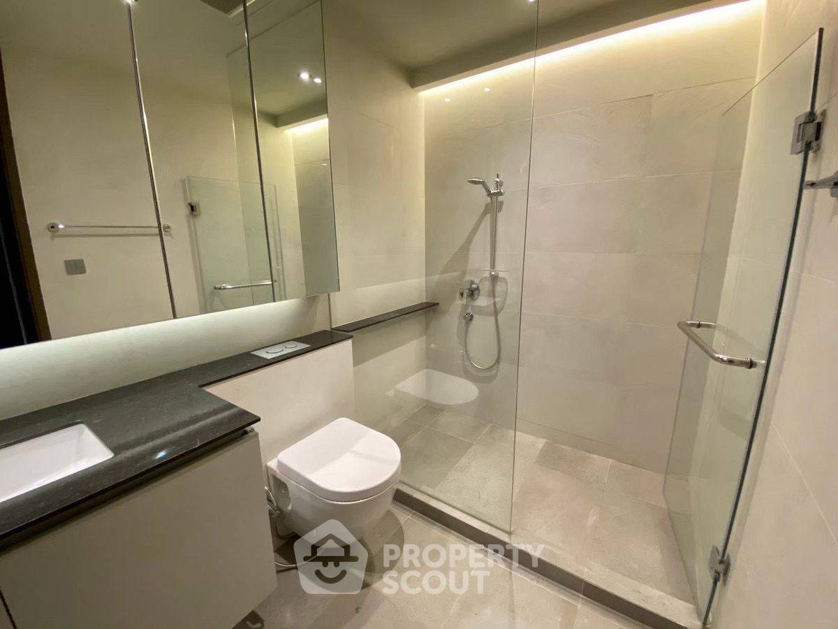 picture 3-Bedroom Condo At Supreme Legend Condominium Near MRT Khlong Toei (ID 3125354) - 29/41