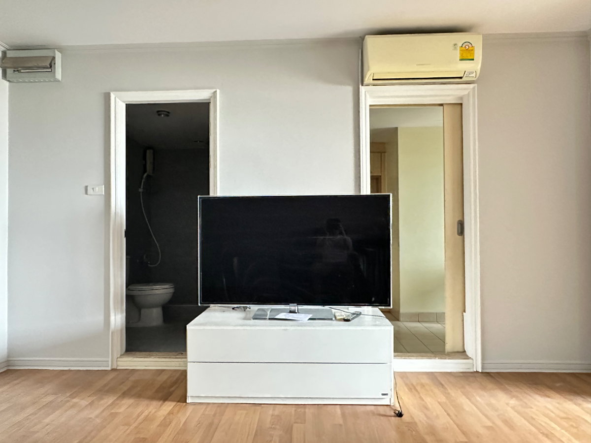 รูป ให้เช่า 1 ห้องนอน ชั้น 15 ขนาด 51 ตรม. วิวแม่น้ำ ราคา 10,000 บาท - รูปที่ 3/8