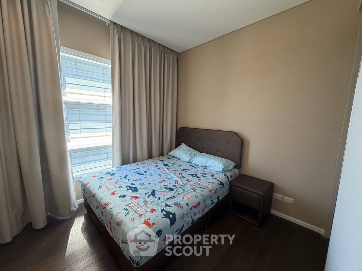 picture High-Floor 2-BR 54 Sqm Condo At The Saint Residences, MRT Phahon Yothin 100m (ID 3121792) - 5/8