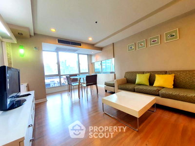 Condos for rent : 2-BR Condo At The Trendy Condominium, 200m to BTS Nana (ID 3121965)