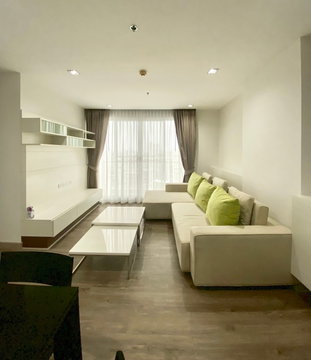 For rent The Room Sathorn - Taksin / Line : 0619465424