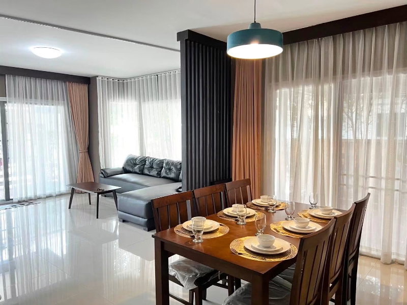 รูป 🏡 ให้เช่าบ้านเดี่ยว ตกแต่งสไตล์โมเดิร์น ในโครงการคุณภาพ สิ่งแวดล้อมดี ความปลอดภัยสูง ใกล้ห้างสรรพสินค้า, โรงเรียนนานาชาติ และอื่นๆอีกมากมาย - รูปที่ 4/17