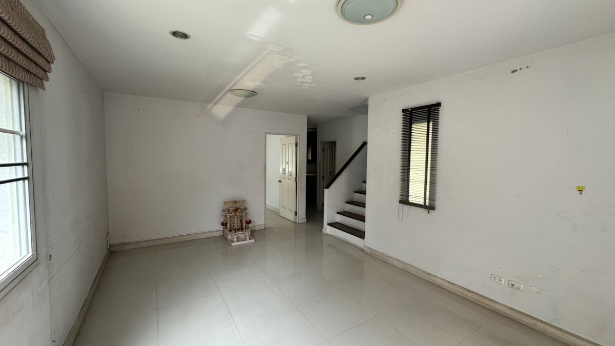 picture ðĨ For Sale â 2-Storey Detached House at Lanta Resort Life - 6/7