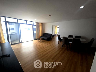 Condos for rent : 2-BR Condo at The Waterford Park Sukhumvit 53 (Thong Lor 5) near BTS Thong Lor (ID 3115862)