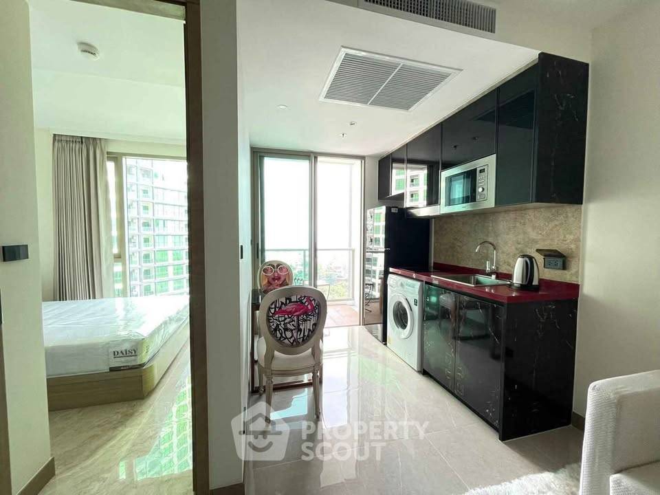 picture Pet-Friendly 1-BR Condo, The Riviera Ocean Drive, 17th Floor (ID 2388933) - 5/9