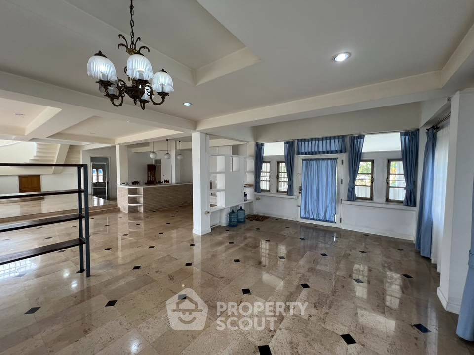 รูป บ้าน 5 ห้องนอน ให้เช่า หมู่บ้าน Magmai Village Ramindra 103/3 แขวงคันนายาว (ID 2676850) - รูปที่ 6/38