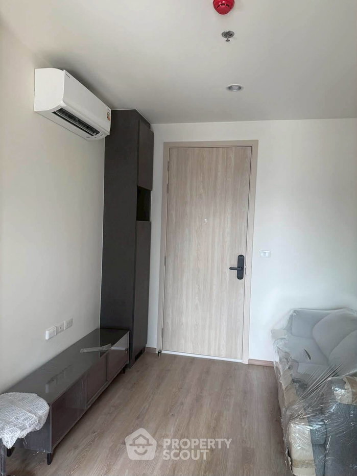 picture 1-BR Condo At Nue District R9, High-Floor 23rd, 200m To MRT Phra Ram 9 (ID 3126734) - 5/6