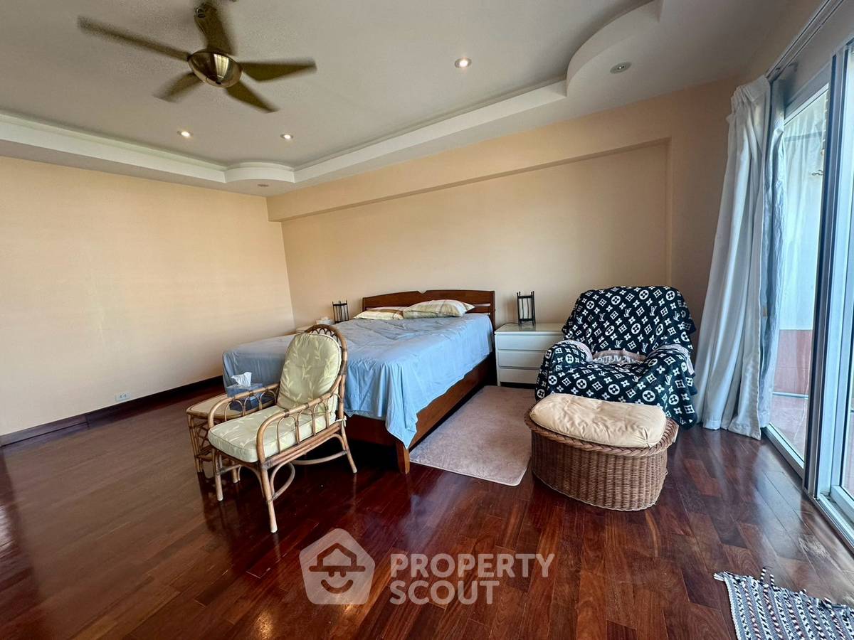 รูป คอนโด 1 ห้องนอน ซี สารัน คอนโดมิเนียม บางเสร่ (105 ตร.ม.) ชั้น 5 (ID 3126575) - รูปที่ 9/13