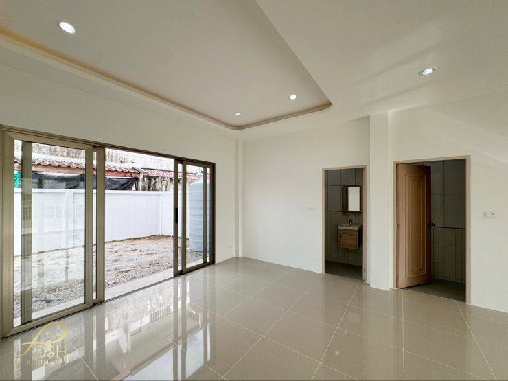 รูป บ้านทาวน์โฮม2ชั้นสร้างใหม่สไตล์โมเดิร์น ทำเลรัษฎา กู้กู ออกแบบทุกพื้นที่ให้ตอบโจทย์การใช้ชีวิต  3ห้องนอน 3ห้องน้ำ 2พื้นที่จอดรถ - รูปที่ 19/31
