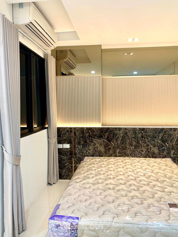 picture 2-BR Condo For Sale, The Winning Tower, ARL Ramkhamhaeng (ID 497198) - 11/45
