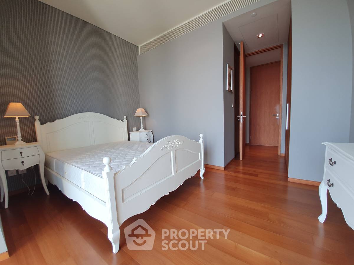 picture 2-BR Condo At The Sukhothai Residences Near MRT Lumphini (ID 3121956) - 14/26