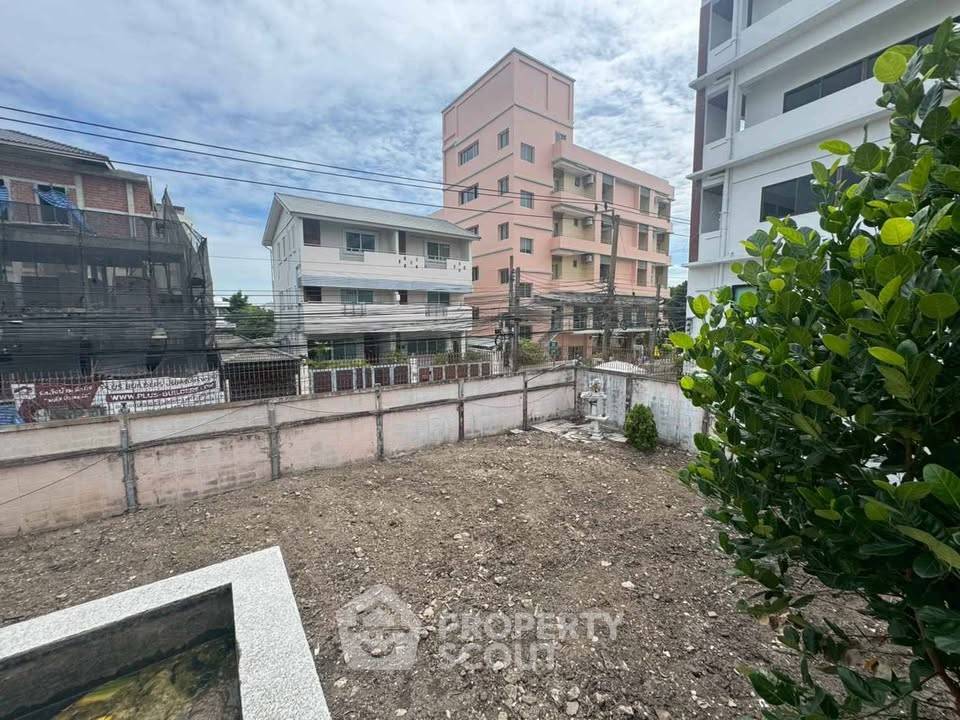 รูป บ้านเช่า 5 ห้องนอน สุขุมวิท พระโขนงเหนือ ใกล้ BTS พระโขนง (ID 3121471) - รูปที่ 12/15