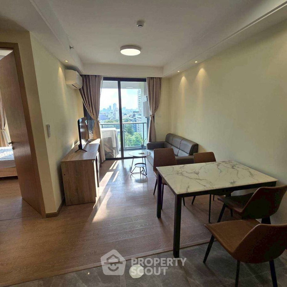 รูป คอนโด 1 ห้องนอน Regal Sathon-Naradhiwas ชั้น 12 ขนาด 33 ตร.ม. (ID 3048906) - รูปที่ 1/10