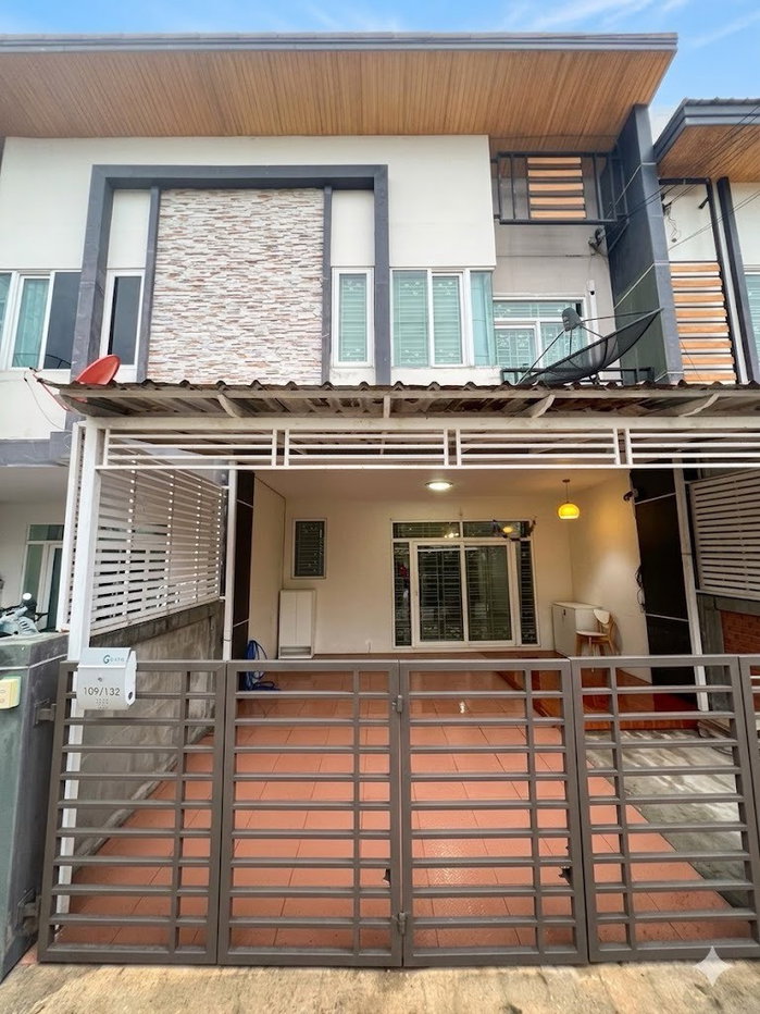 รูป 🏡✨ ให้เช่าทาวน์โฮม 2 ชั้น พร้อมอยู่ ใกล้ BTS สายหยุด 📍 หมู่บ้านกัสโต้ รามอินทรา–พหลโยธิน - รูปที่ 1/15