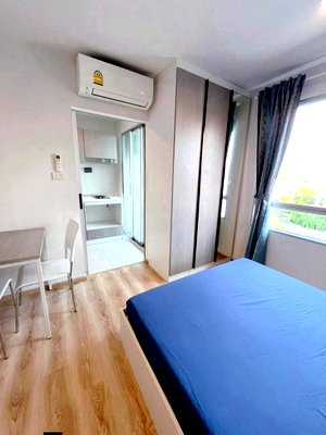 Condos for sale : Present condominium for sale 990,000