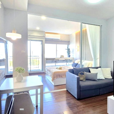 Condos for rent Chiang Mai : Supalai Monte 2, Newly Renovated Unit with Separate Bedroom, Opposite Central Festival Chiang Mai