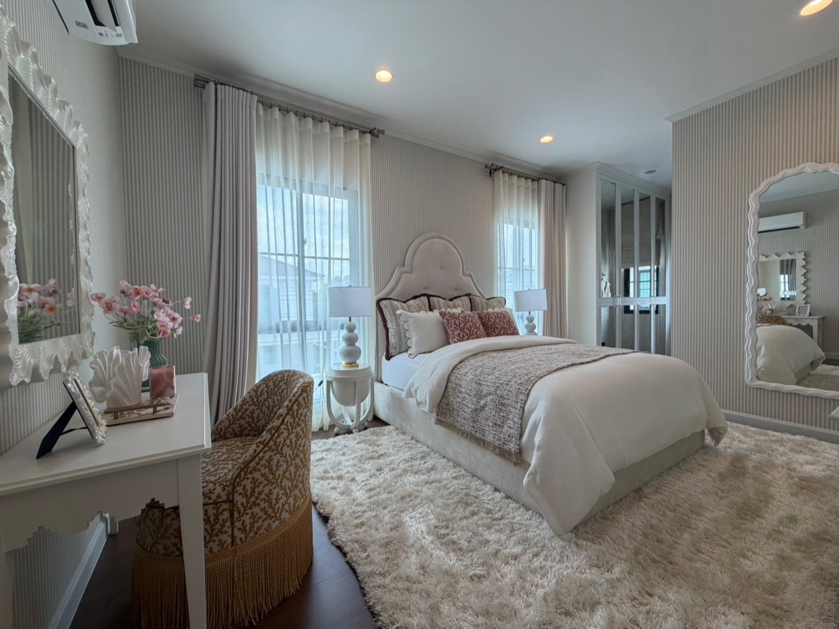 รูป บ้าน เศรษฐสิริ ดอนเมือง บ้านสไตล์จอร์เจียน ตรงข้ามสนามบินดอนเมือง ใกล้โรงเรียนนานาชาติฮาร์โรว์เพียง 5 นาที  ราคา 12.99- 40 ล้าน - รูปที่ 8/11