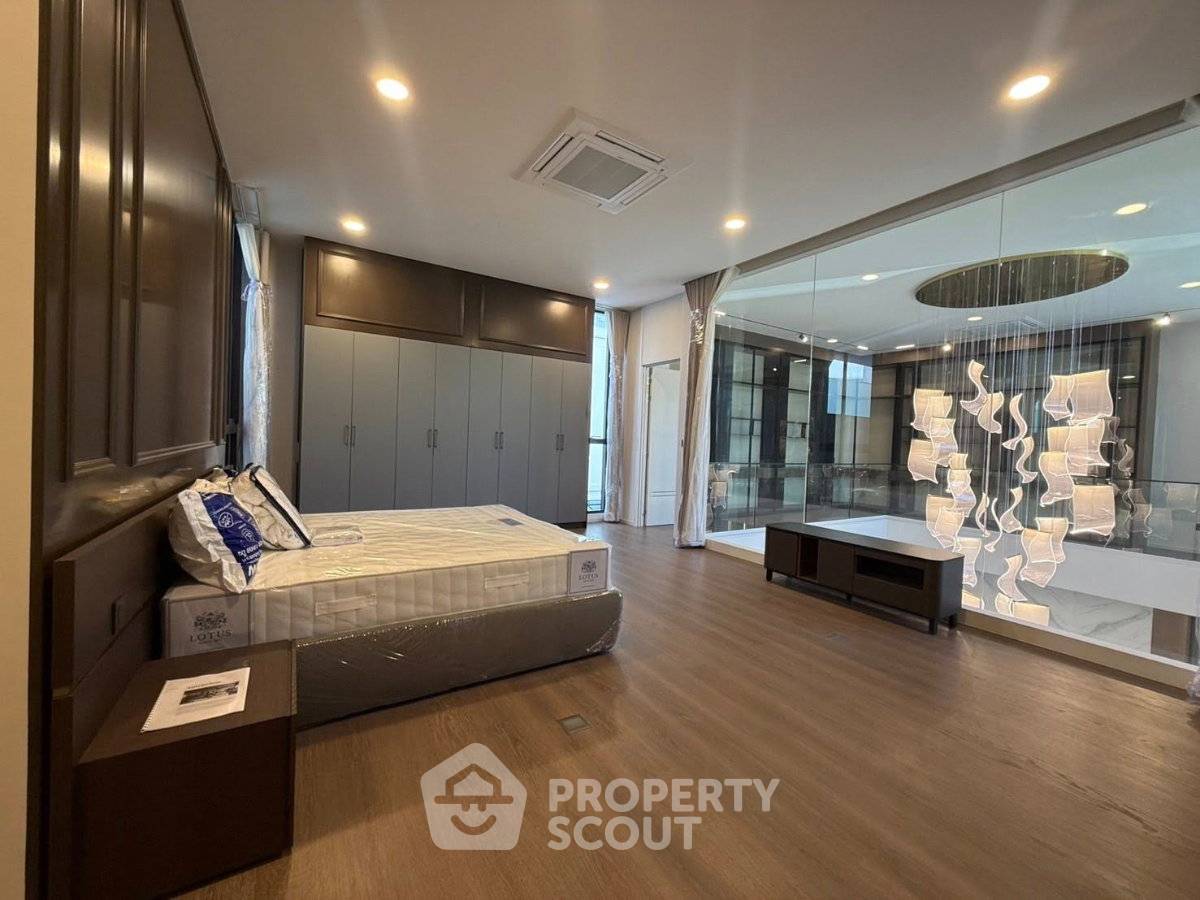 รูป บ้าน 5 ห้องนอน ให้เช่า โครงการ Vive Krungthep Kreetha ใกล้ สะพานสูง (ID 3128478) - รูปที่ 4/8