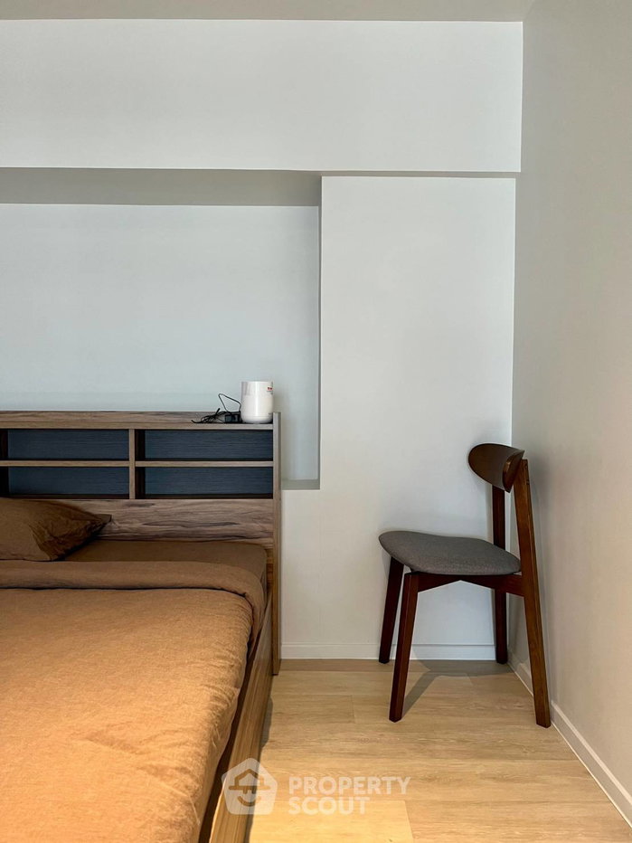 picture High-Floor 1-BR 47 Sqm The Lofts Silom, 400m to BTS Surasak (ID 3127098) - 10/16